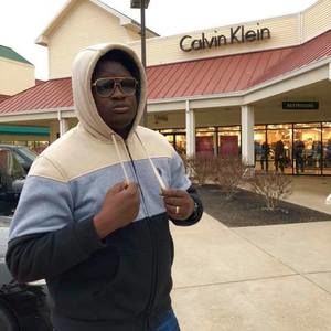 Meet your Posher, Pacome